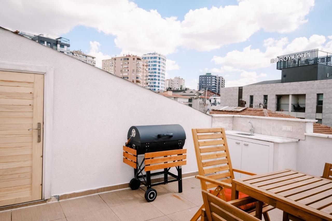 Sea View Duplex With Terrace 5 Min To Marina * Istambul